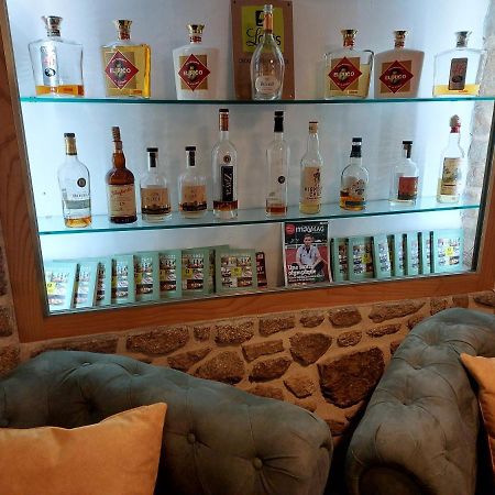 Logis Hotel Le Grand Cerf Ernee Ngoại thất bức ảnh